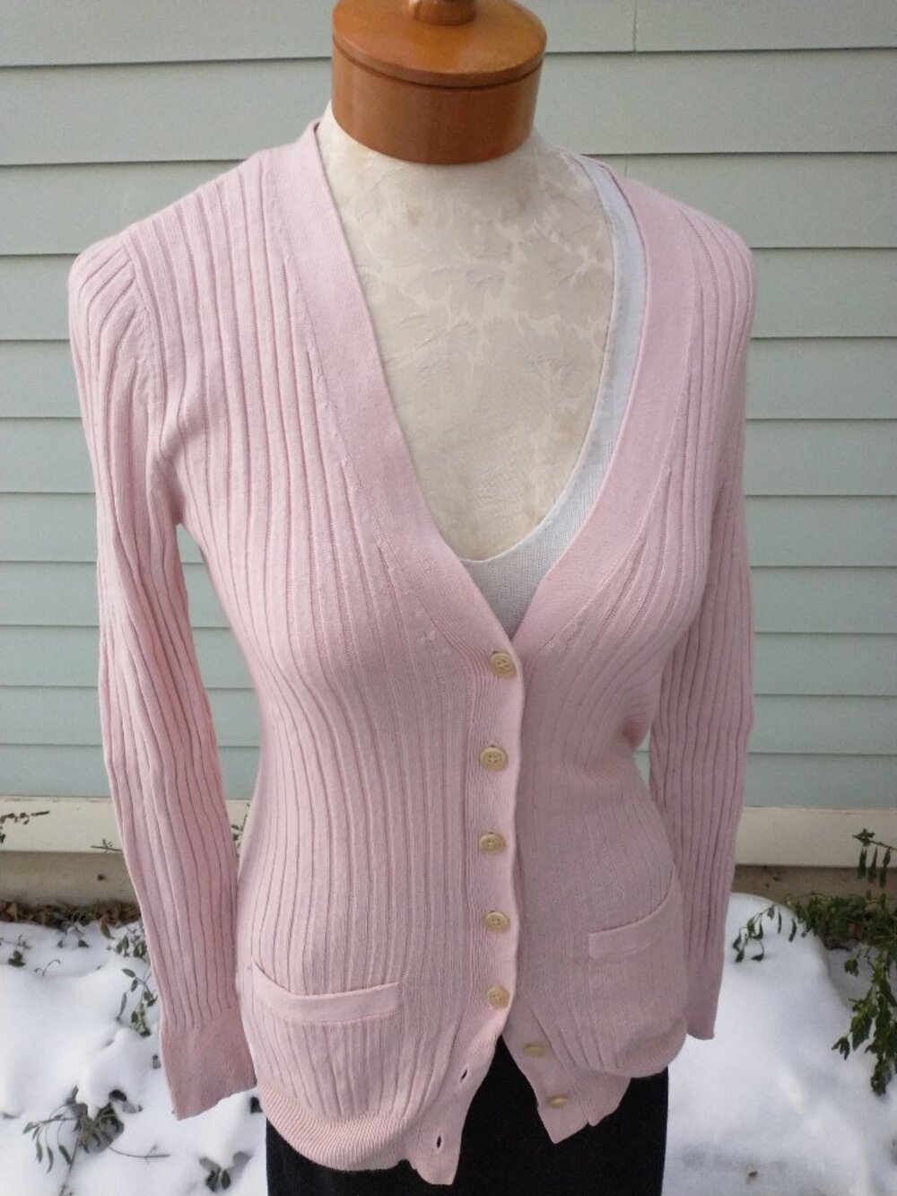 Cardigan sweater: cashmere, baby pink, ribbed, long. Size sm - by Ralph Lauren